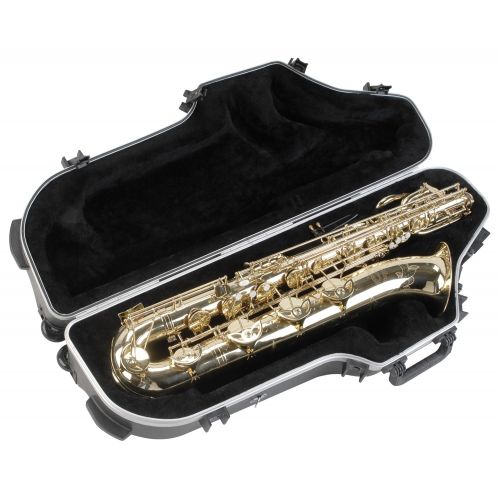  SKB Contoured Pro Universal Baritone Sax case with Wheels