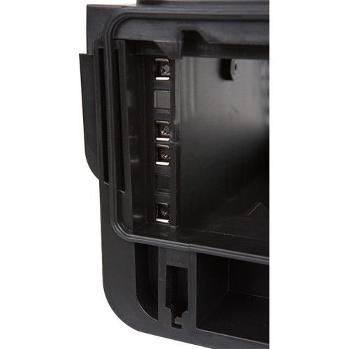  SKB Injection-Molded 2 RU Studio Flyer Rack Case