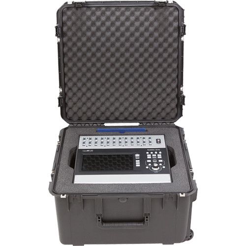  SKB iSeries QSC TouchMix-30 Pro - Waterproof Mixer Case