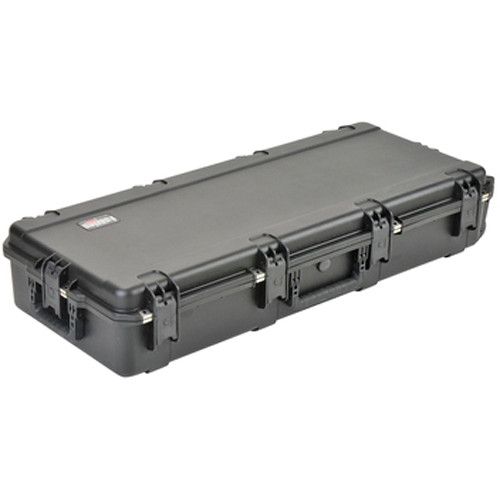  SKB iSeries Waterproof Acoustic Guitar Case with Wheels (Black)