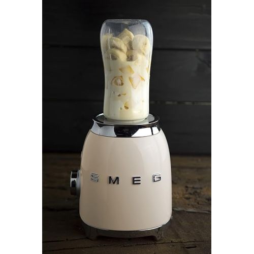 스메그 SMEG Retro Personal Blender with 2 Bottles PBF01CRUS, Cream, Medium