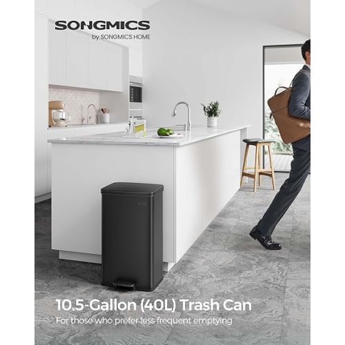  SONGMICS Kitchen Trash Can, 10.5 Gallon Garbage Can, Large Step Trash Bin with Lid, Stainless Steel, Soft Close, 15 Trash Bags Included, Black ULTB540B40