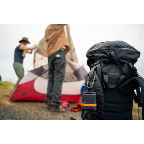  SPOT Gen4 Satellite GPS Messenger with Free S&H CampSaver