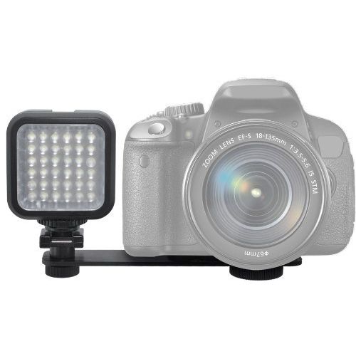  SSE Professional LED Video Light & Stabilizing Grip Package for JVC Everio GZ-MC100, MC200, MC500 Microdrive Camcorders
