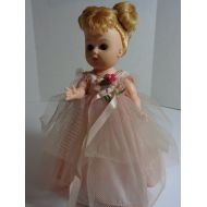 SSVintageTreasure Vintage Vogue Ginny 7.5 Doll in Tagged Dress