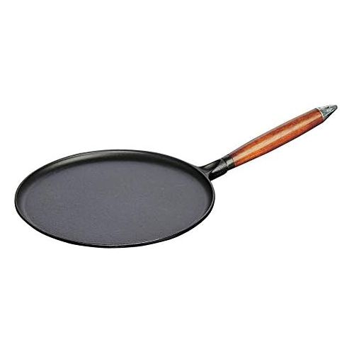  STAUB Staub 40509-525-0 Crepes Pfanne, mit Holzgriff, rund 28 cm, mit mattschwarzer Emaillierung im Inneren der Pfanne, inklusive 1 Verteiler und 1 Spatel, schwarz