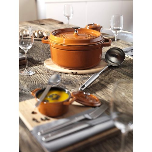  Staub Cocotte, rund, Induktionsgeeignet, Gusseisen, Zimt, 26 cm, 1 Einheiten