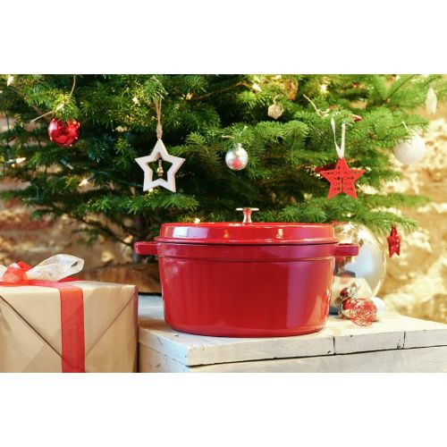  Staub Runde Cocotte 7-quart burnt orange