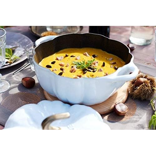  STAUB Pumpkin Cocotte 3.5-quart matte black