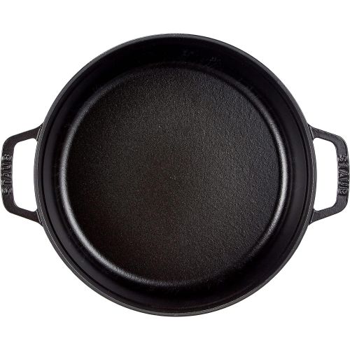  Staub 40510-607-0 Cocotte/Brater, rund & flach 26 cm, 3,8 L, mit mattschwarzer Emaillierung im Inneren des Topfes, schwarz