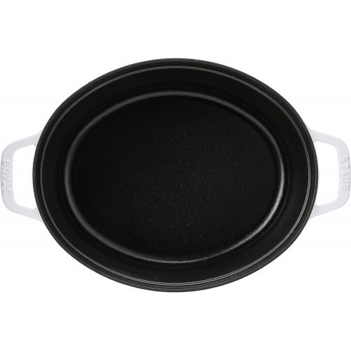  Staub 1123123 Coq Au Vin 5.75 qt. Cocotte in Black Matte