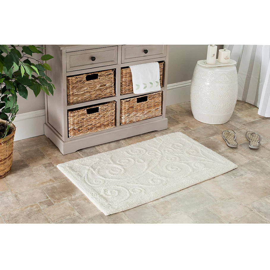  Safavieh Vine Scroll Bath Mats (Set of 2)