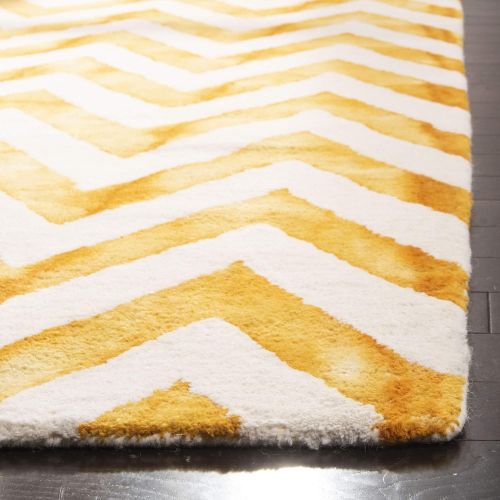  Safavieh Dip Dye Collection DDY715C Handmade Chevron Stripe Watercolor Ivory and Gold Wool Area Rug (3 x 5)