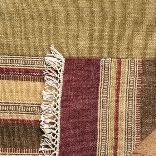  Safavieh Striped Kilim Collection STK313A Hand Woven Red Premium Wool Area Rug (3 x 5)