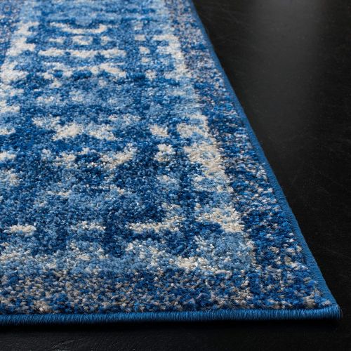  Safavieh Adirondack Collection ADR110F Light Blue and Dark Blue Vintage Distressed Square Area Rug (6 Square)