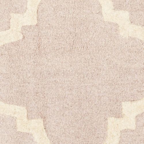  Safavieh Cambridge Collection CAM140M Handcrafted Moroccan Geometric Light Pink and Ivory Premium Wool Round Area Rug (6 Diameter)