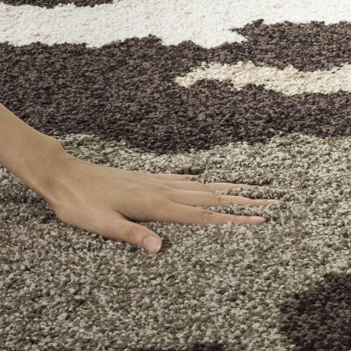  Safavieh Camouflage Shag Collection SG453-1391 Beige and Multi Area Rug (53 x 76)