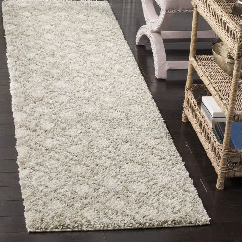  Safavieh Arizona Shag Collection ASG740A Southwestern Diamond Geometric Ivory and Beige Square Area Rug (67 Square)