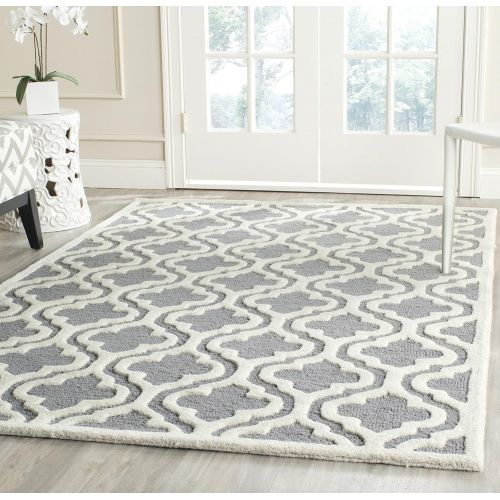  Safavieh Cambridge Collection CAM132D Handcrafted Moroccan Geometric Silver and Ivory Premium Wool Area Rug (5 x 8)