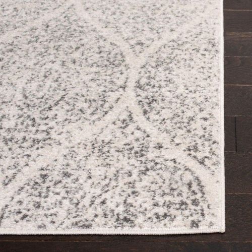  Safavieh Madison Collection MAD604G Navy and Silver Distressed Ogee Area Rug (4 x 6)