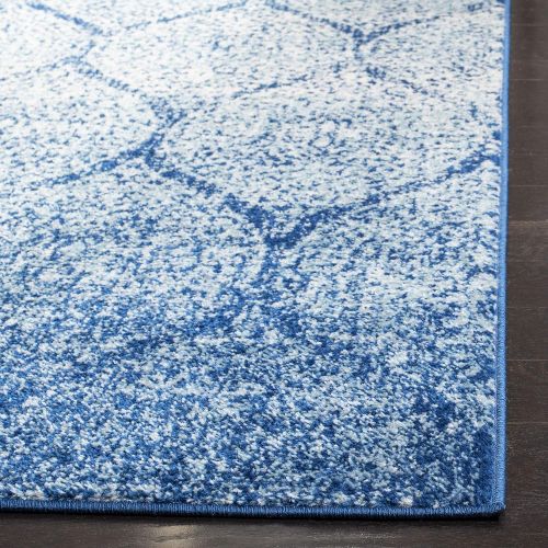  Safavieh Madison Collection MAD604G Navy and Silver Distressed Ogee Area Rug (4 x 6)