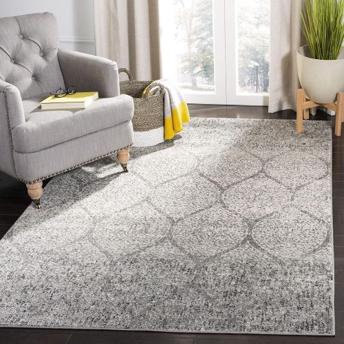  Safavieh Madison Collection MAD604G Navy and Silver Distressed Ogee Area Rug (4 x 6)