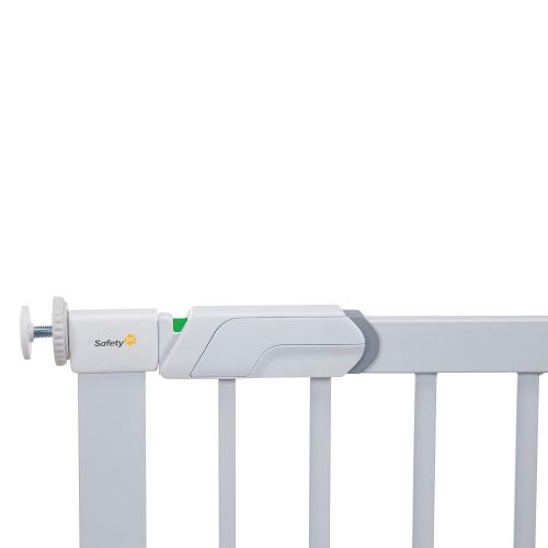  Safety 1st Safety 1St Flat Step Pressure-Mounted Baby Gate, White, One Size