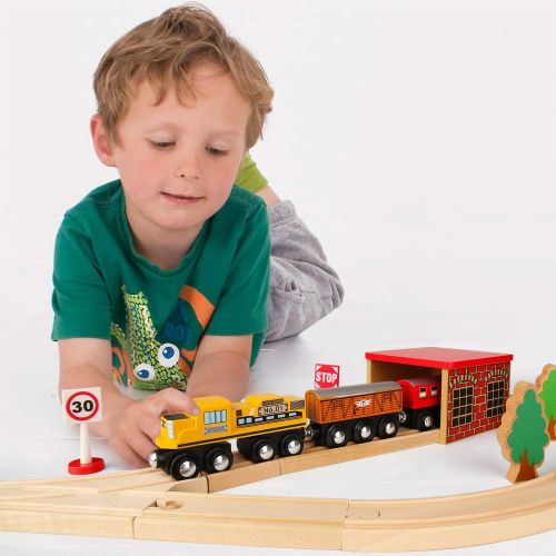  SainSmart Jr. Wooden Train Set Toy with Rail High Level Part, 50 PCS Flyover Overpass Wooden Train Playset with 5 Magnetic Train Cars for Toddlers