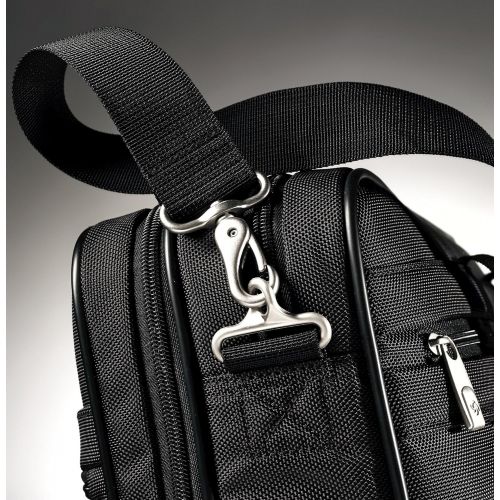 쌤소나이트 Samsonite Classic Two Gusset 17 Toploader, Black