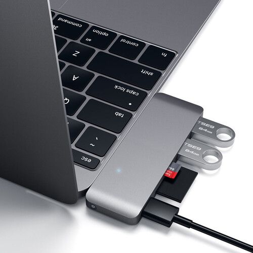 사테치 Satechi USB Type-C Passthrough Hub (Space Gray)