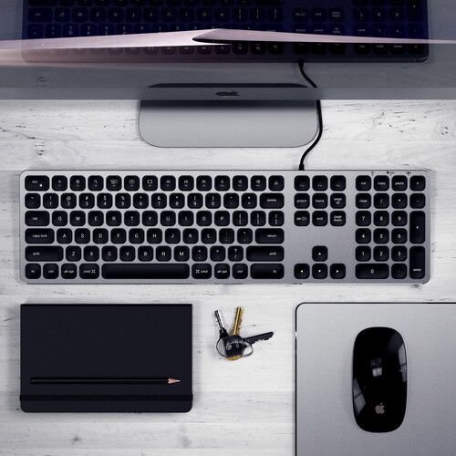 사테치 Satechi Aluminum Wired USB Keyboard for Mac (Space Gray)