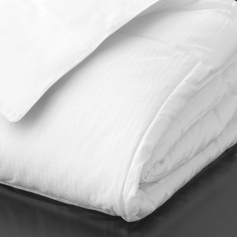  The Seasons Collection HomeGrown Light Warmth Down Alternative Comforter