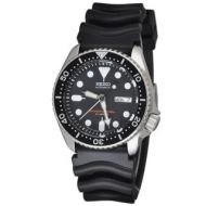 Seiko Mens SKX007J1 Diver Automatic Black Rubber Watch by Seiko