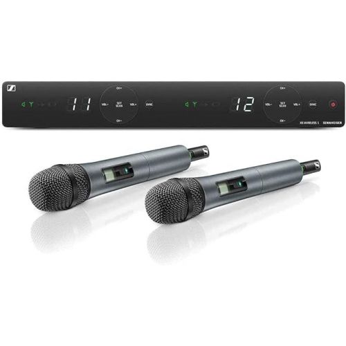 젠하이져 Sennheiser XSW 1-825 Dual-A Channel Wireless Microphone System with 2X Tripod Mic Stand & 2X XLR-XLR Cable Bundle