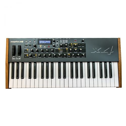 Dave Smith Instruments},description:Building upon the same award winning voice architecture of the Mopho and Mopho Keyboard, the Mopho x4 boasts huge sound and 4 voice polyphony in