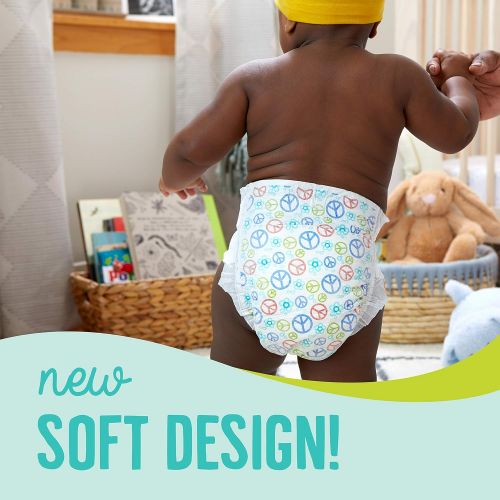  Seventh Generation Baby Diapers for Sensitive Skin, Animal Prints, Size 4, 135 Count (Packaging May Vary)