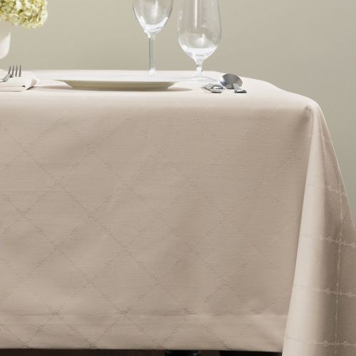  Sferra Juliet Oblong Tablecloth 70x144 (White)