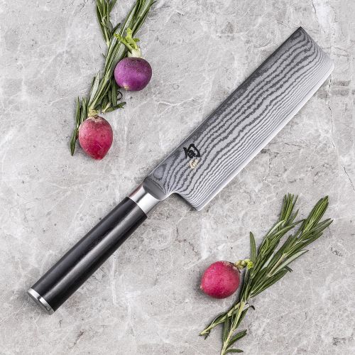  [아마존베스트]Shun Cutlery Classic 6.5” Nakiri Knife; Kitchen Knife Handcrafted in Japan; Hand-Sharpened 16° Double-Bevel Steel Blade for Swift and Easy Precision Work; Beautiful D-Shaped Ebony