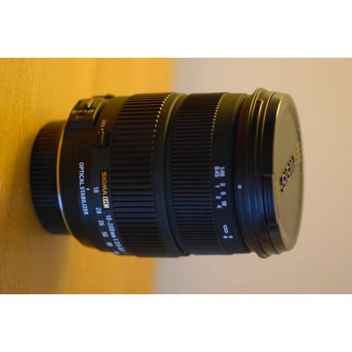  Sigma 18-200mm F3.5-6.3 II DC OS HSM Lens for Nikon SLR Camera (OLD MODEL)