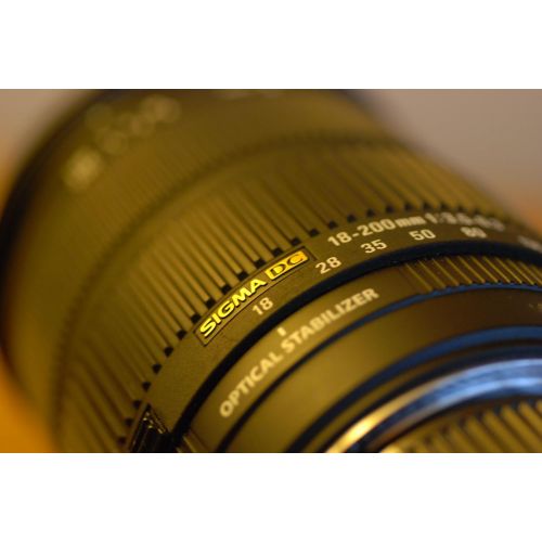  Sigma 18-200mm F3.5-6.3 II DC OS HSM Lens for Nikon SLR Camera (OLD MODEL)