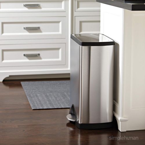 심플휴먼 [아마존베스트]Simplehuman simplehuman 50 Liter / 13.2 Gallon Stainless Steel Rectangular Kitchen Step Trash Can, Brushed Stainless Steel