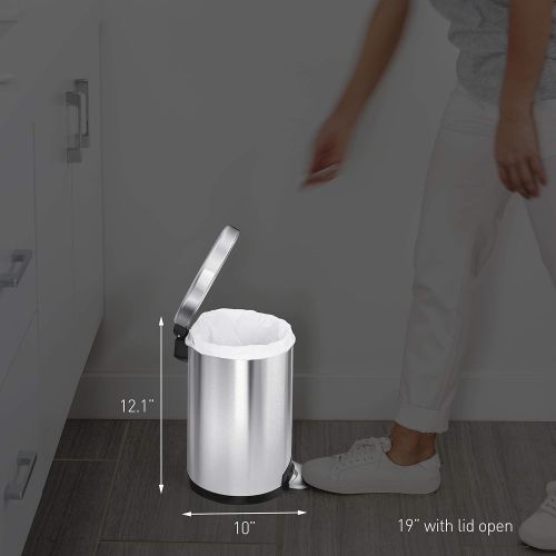 심플휴먼 simplehuman 4.5 Liter Bathroom Trash Can, White Steel