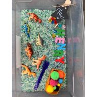 SimplyDiscoverBox Dinosaur Sensory Discovery Bin - Sensory Box - Montessori-inspired toys - Pretend Play - Fine Motor Skills Development - Educational Toy