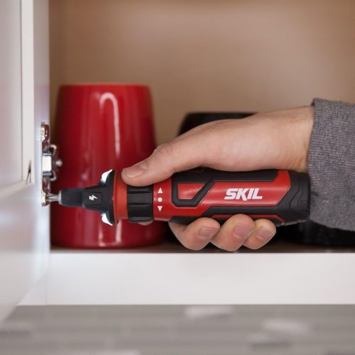  SKIL Rechargeable 4V Cordless Screwdriver with Circuit Sensor Technology, Includes 9pcs Bit, 1pc Bit Holder, USB Charging Cable - SD561201 , Red