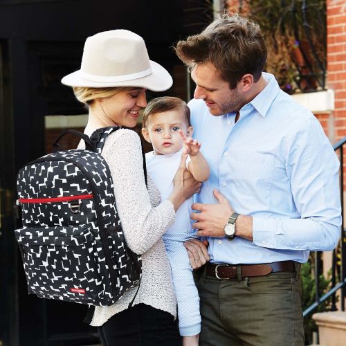 스킵 Skip Hop Duo Signature Carry All Travel Diaper Bag Backpack with Multipockets, One Size, Black White Cubes