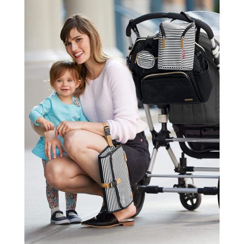 스킵 Skip Hop Insulated Breastmilk Cooler And Baby Bottle Bag, Black/White Stripe
