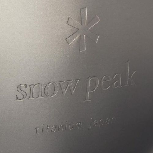  Snow Peak Titanium Curved Flask