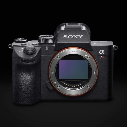 소니 Sony Alpha a7R III Mirrorless Digital Camera + Base Kit with Accessories (128GB Memory Card, Accessory Kit)