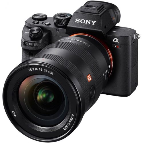 소니 Sony (SEL1635GM FE 16-35mm F2.8 GM Wide-Angle Zoom Lens Full-Frame E-Mount Cameras + 64GB Ultimate Filter & Flash Photography Bundle