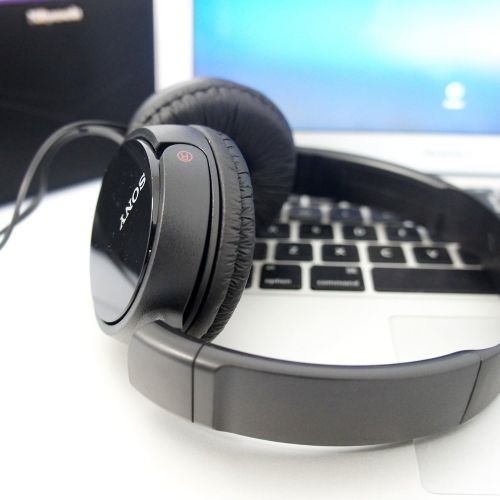 소니 Sony ZX110 Over-Ear Dynamic Stereo Headphones (Black)